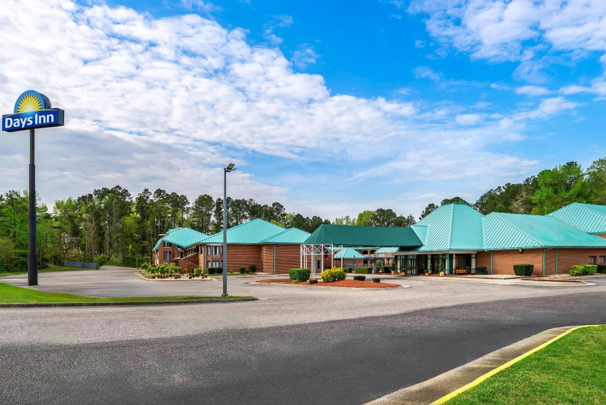 Days By Wyndham Petersburg/south Lee