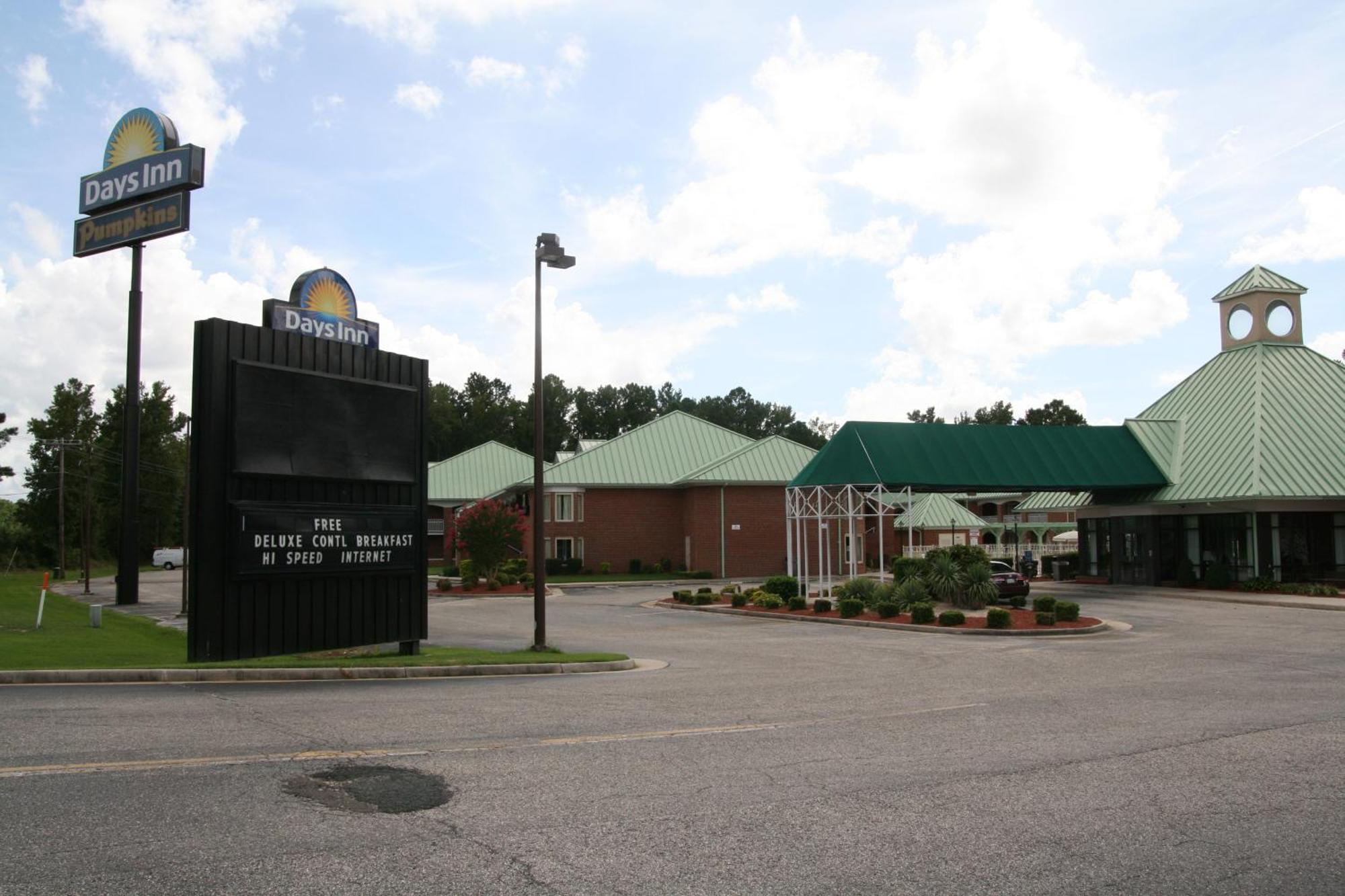 Days By Wyndham Petersburg/south Lee Hotel Petersburg