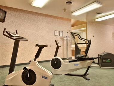 Days By Wyndham Petersburg/south Lee Hotel 2*